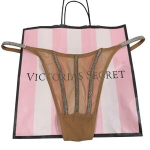 Victoria’s Secret Very Sexy Mesh Thong M | Nude‎ Rhinestone Strap String NWT